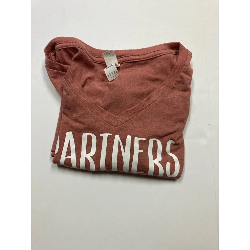 Very Important Tee Women's Pink Wine Graphic V-Neck Short Sleeve T-Shirt S